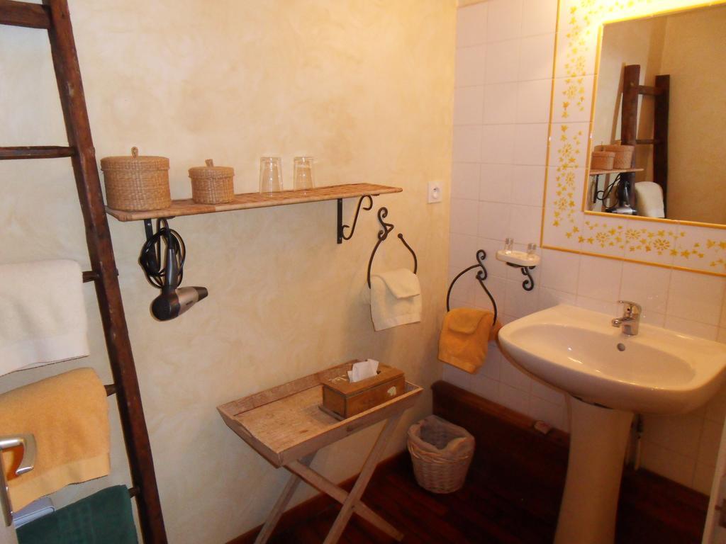 L'Estapade Des Tourelons Bed & Breakfast Saint-Jean-en-Royans Cameră foto