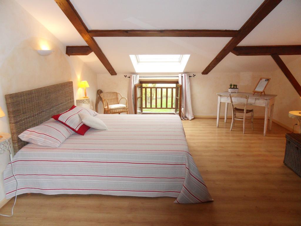 L'Estapade Des Tourelons Bed & Breakfast Saint-Jean-en-Royans Cameră foto
