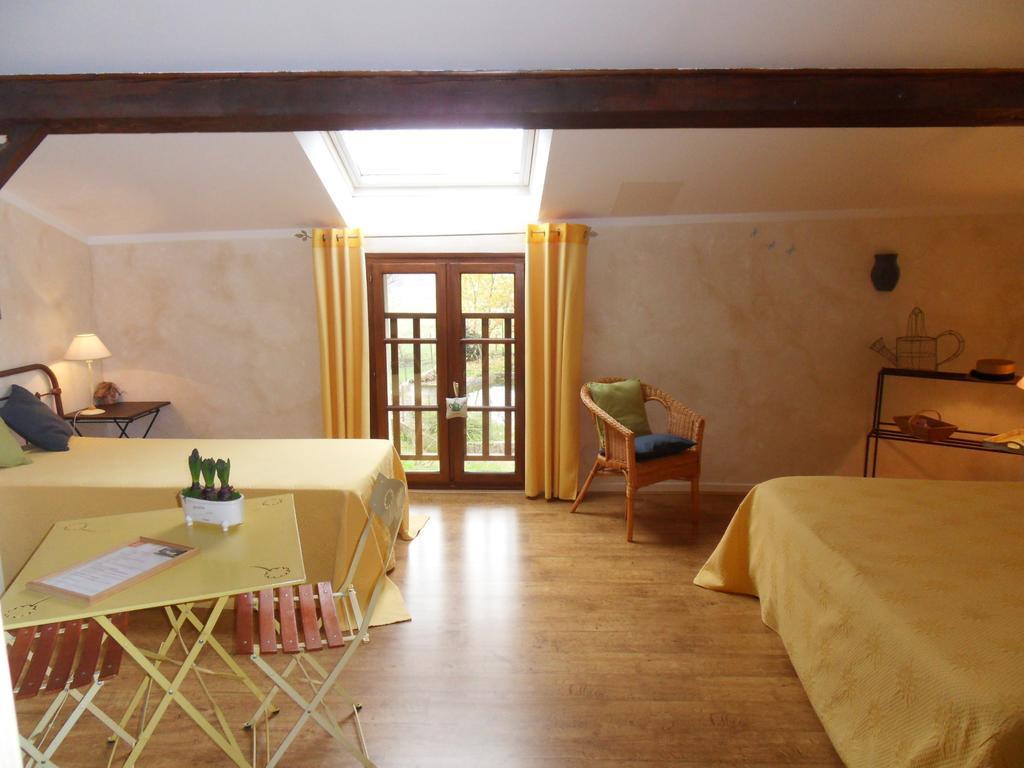 L'Estapade Des Tourelons Bed & Breakfast Saint-Jean-en-Royans Cameră foto