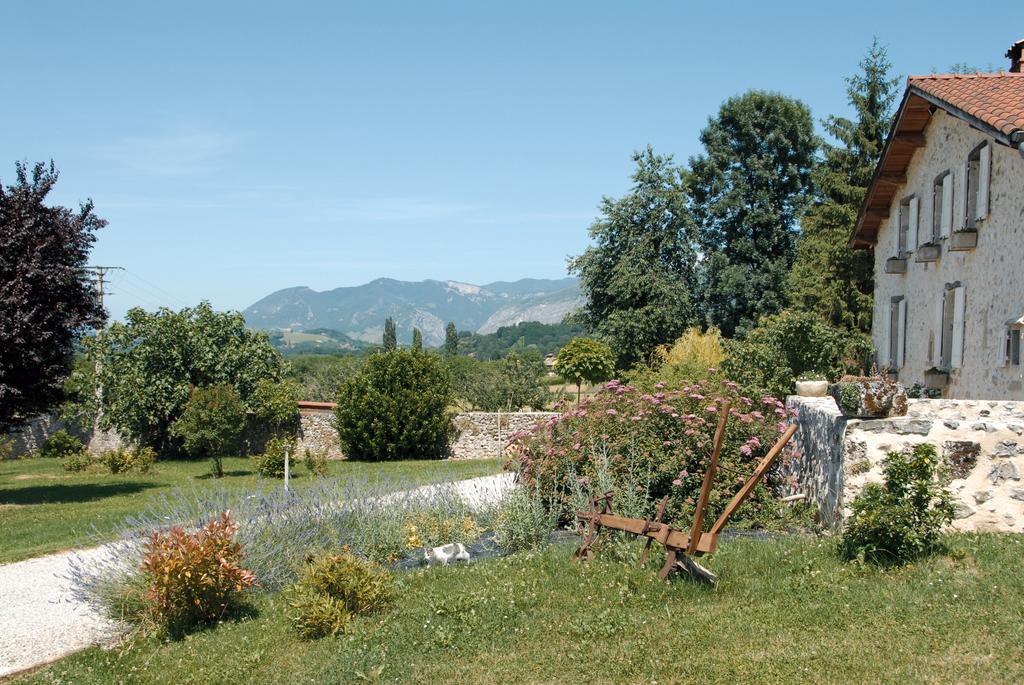 L'Estapade Des Tourelons Bed & Breakfast Saint-Jean-en-Royans Exterior foto